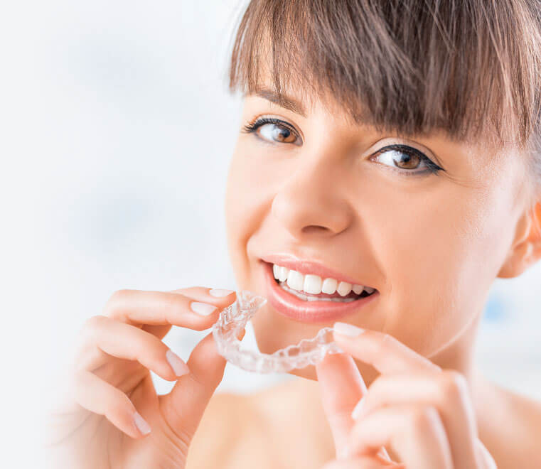Why Invisalign Maintenance Requires Less Effort Than Traditional Braces